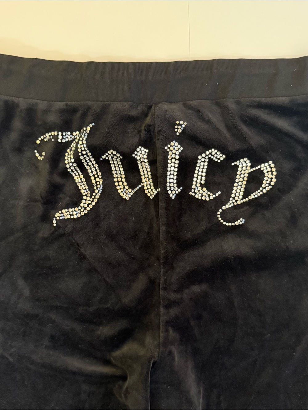 Juicy Couture Black Velour Tracksuit Set - Rhinestone Gothic Back Logo - Size 1X - Picture 6 of 9